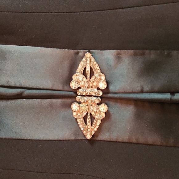 Sunny Choi vintage silk trimmed, broach closure blazer Size 6 - Picture 2 of 12